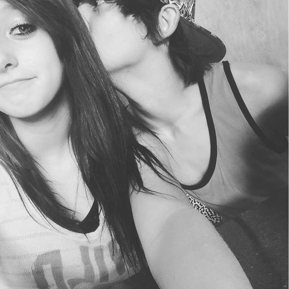 Meet your Posher, Staton - Picture 1 of 1